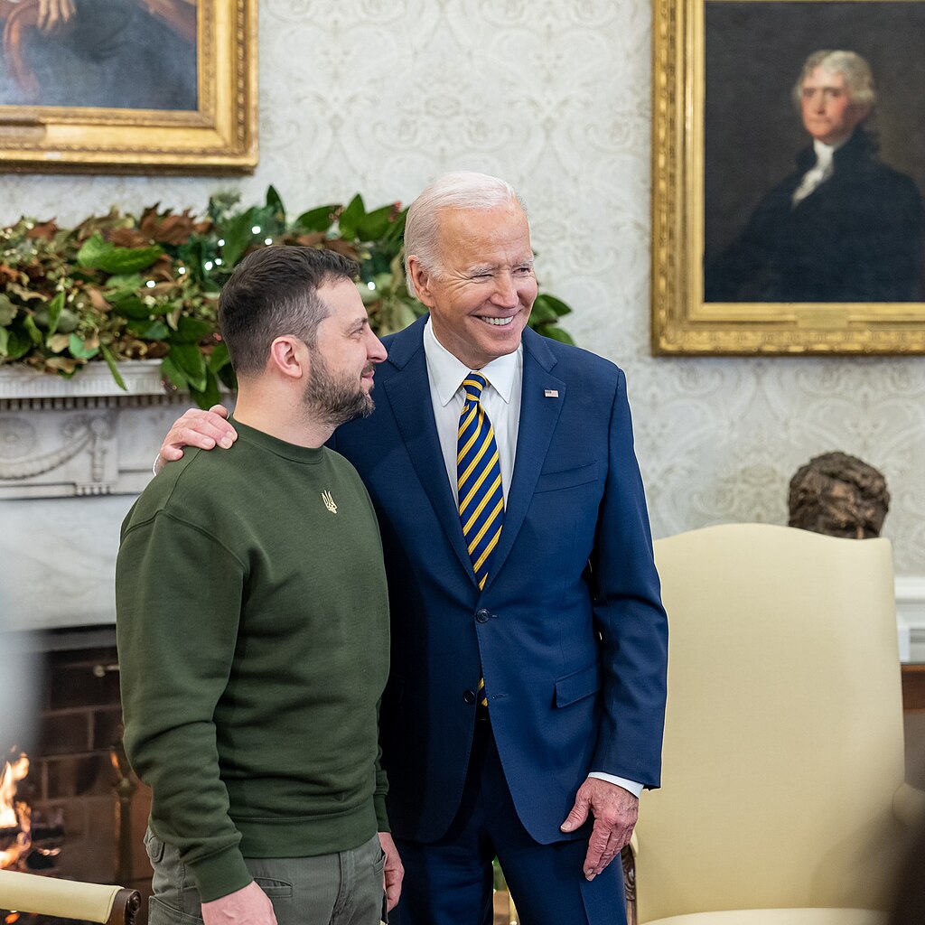 Joe Biden and President Volodymyr Zelensky